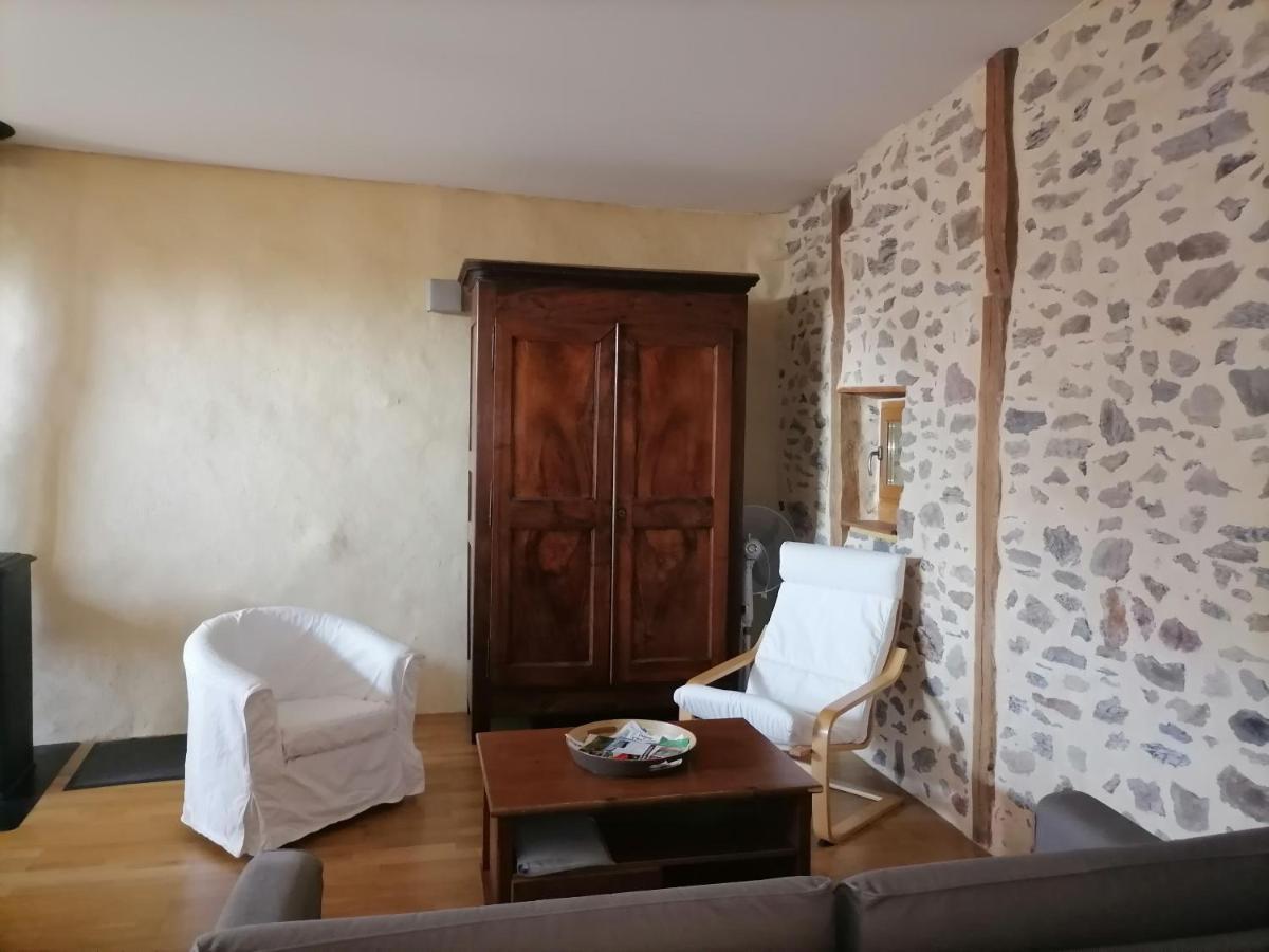 Ferienwohnung Le Relais D'Anglards Exterior foto